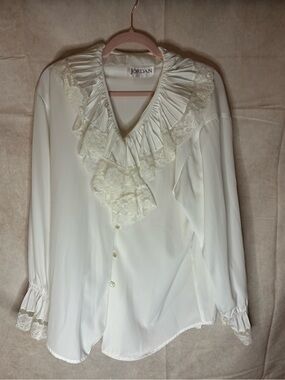 Jordan Cream Ruffled Lace V-Neck Button Blouse